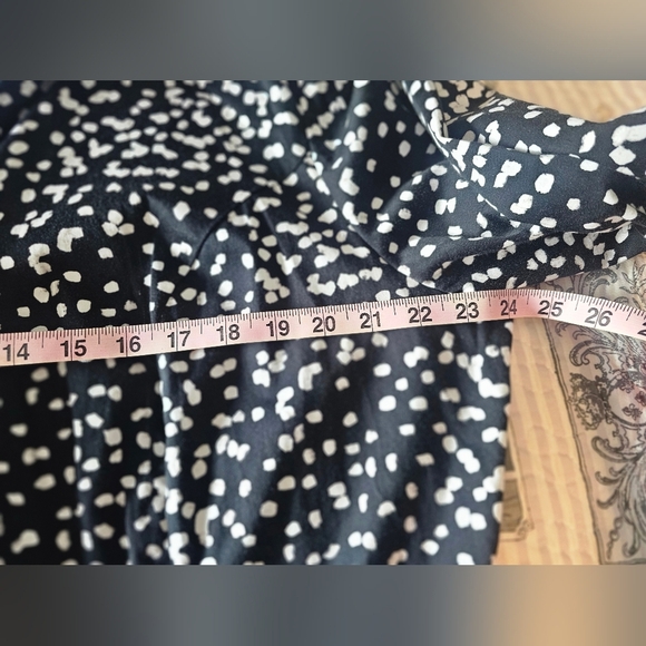 Lane Bryant Women’s Size 22 Black White Dot Print Blouse Stretch Button Shirt - Picture 11 of 12